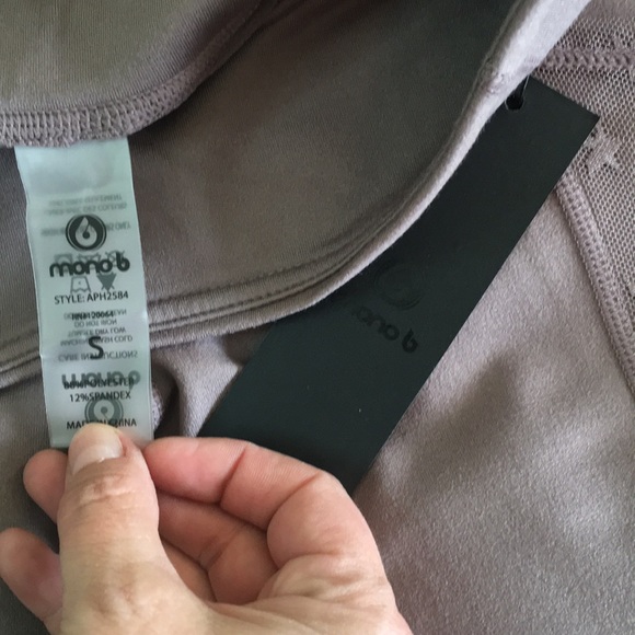 NWT! Mono B Leggings in Cosmic Taupe - Picture 7 of 8